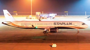Photo of B-58210 - Airbus A321-252NX operated by Starlux
