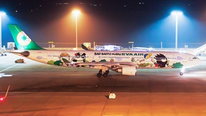 Photo of B-16331 - Airbus A330-302 operated by EVA Air