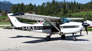 Photo of D-ERLB - Cessna 182R Skylane operated by Private