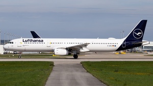 Photo of D-AIRS - Airbus A321-131 operated by Lufthansa