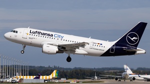 Photo of D-ABGH - Airbus A319-112 operated by Lufthansa City Airlines
