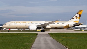 Photo of A6-BLQ - Boeing 787-9 Dreamliner operated by Etihad Airways