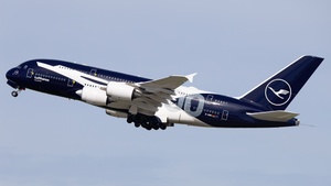 Photo of D-AIMH - Airbus A380-841 operated by Lufthansa