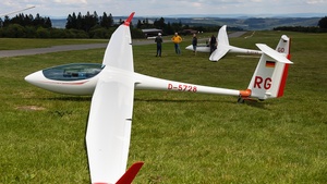 Photo of D-5728 - Schleicher ASW 28 operated by Private