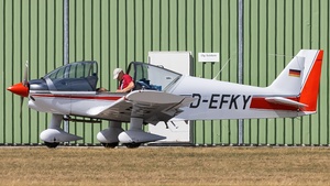 Photo of D-EFKY - Robin HR200/120B operated by Flugsportgemeinschaft Soest
