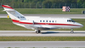 G-VIPI - Hawker Beechcraft 800B