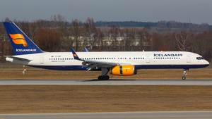TF-ISF - Boeing 757-223