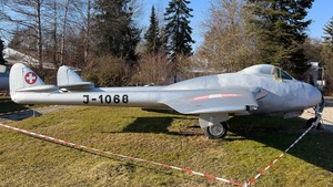 Photo of J-1068 - De Havilland DH-100 Vampire FB.6 operated by Swiss Air Force