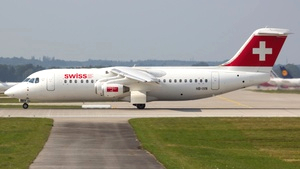 Photo of HB-IXN - British Aerospace Avro RJ100 operated by Swiss International Air Lines