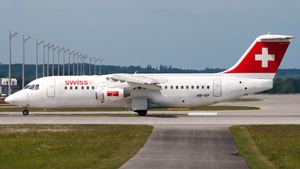 Photo of HB-IXP - British Aerospace Avro RJ100 operated by Swiss International Air Lines