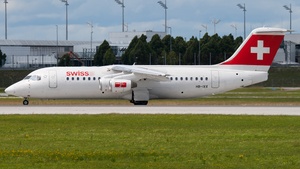 Photo of HB-IXX - British Aerospace Avro RJ100 operated by Swiss International Air Lines