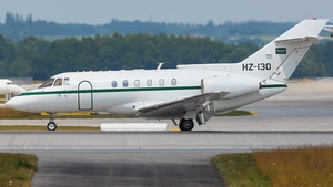 Photo of HZ-130 - British Aerospace 125-800B operated by Royal Saudi Air Force