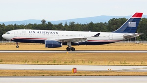 Photo of N285AY - Airbus A330-243 operated by US Airways