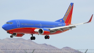 Photo of N389SW - Boeing 737-3H4 operated by Southwest Airlines