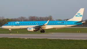 Photo of PH-EZF - Embraer ERJ-190STD operated by KLM Cityhopper
