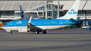 Photo of PH-BGL - Boeing 737-7K2 operated by KLM Royal Dutch Airlines