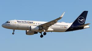 D-AIUC