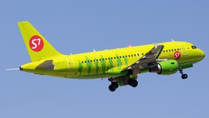 Photo of VP-BTS - Airbus A319-114 operated by S7 Airlines
