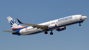 Photo of TC-SEN - Boeing 737-8HC operated by SunExpress
