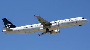 Photo of TC-JRS - Airbus A321-231 operated by Turkish Airlines