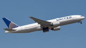 Photo of N224UA - Boeing 777-222(ER) operated by United Airlines
