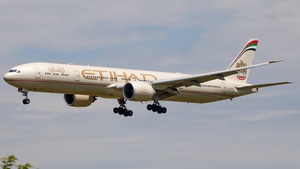 Photo of A6-ETR - Boeing 777-3FX(ER) operated by Etihad Airways