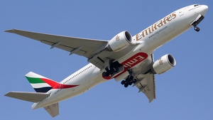 Photo of A6-EWE - Boeing 777-21H(LR) operated by Emirates