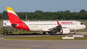Photo of EC-MXU - Airbus A320-251N operated by Iberia
