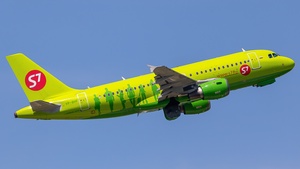 Photo of VP-BHF - Airbus A319-114 operated by S7 Airlines