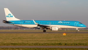 Photo of PH-EZD - Embraer ERJ-190STD operated by KLM Cityhopper