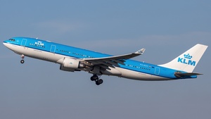 Photo of PH-AOC - Airbus A330-203 operated by KLM Royal Dutch Airlines
