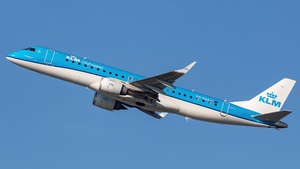 Photo of PH-EZA - Embraer ERJ-190STD operated by KLM Cityhopper