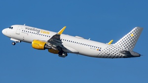 Photo of EC-LVP - Airbus A320-214 operated by Vueling