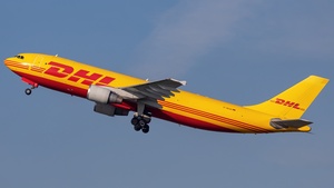 Photo of D-AEAE - Airbus A300B4-622R(F) operated by European Air Transport