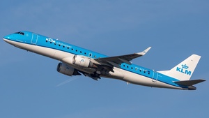Photo of PH-EZB - Embraer ERJ-190STD operated by KLM Cityhopper