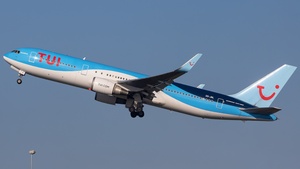Photo of OO-JNL - Boeing 767-304(ER) operated by TUI Airlines Belgium