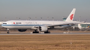 Photo of B-2040 - Boeing 777-39L(ER) operated by Air China
