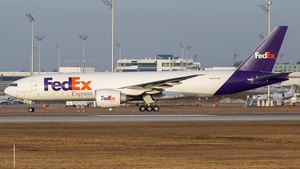 Photo of N895FD - Boeing 777-FS2 operated by FedEx