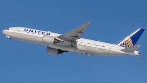Photo of N792UA - Boeing 777-222(ER) operated by United Airlines