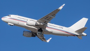 Photo of P4-MGU - Airbus A319-115(CJ) operated by Global Jet Luxembourg
