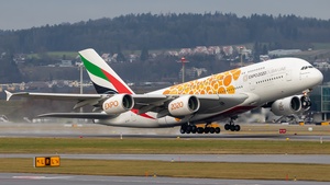 Photo of A6-EEY - Airbus A380-861 operated by Emirates