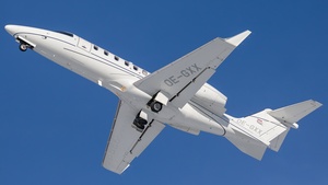 Photo with serial 45-2112 - Bombardier Learjet 40