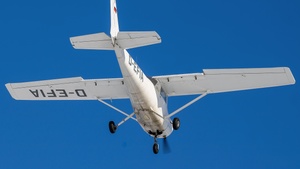 Photo of D-EFIA - Reims-Cessna F152 operated by flywest Flight Training Center
