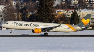 Photo of G-TCDC - Airbus A321-211 operated by Thomas Cook Airlines