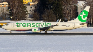 Photo of PH-HXL - Boeing 737-8K2 operated by Transavia