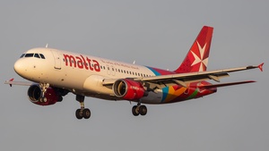 Photo of 9H-AEQ - Airbus A320-214 operated by Air Malta