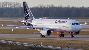 Photo of D-AILW - Airbus A319-114 operated by Lufthansa