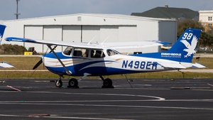 Photo of N498ER - Cessna 172S Skyhawk SP operated by Embry-Riddle Aeronautical University