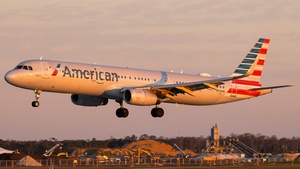 Photo of N134AN - Airbus A321-231 operated by American Airlines