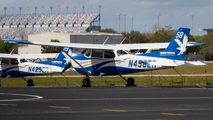 Photo of N458ER - Cessna 172S Skyhawk SP operated by Embry-Riddle Aeronautical University